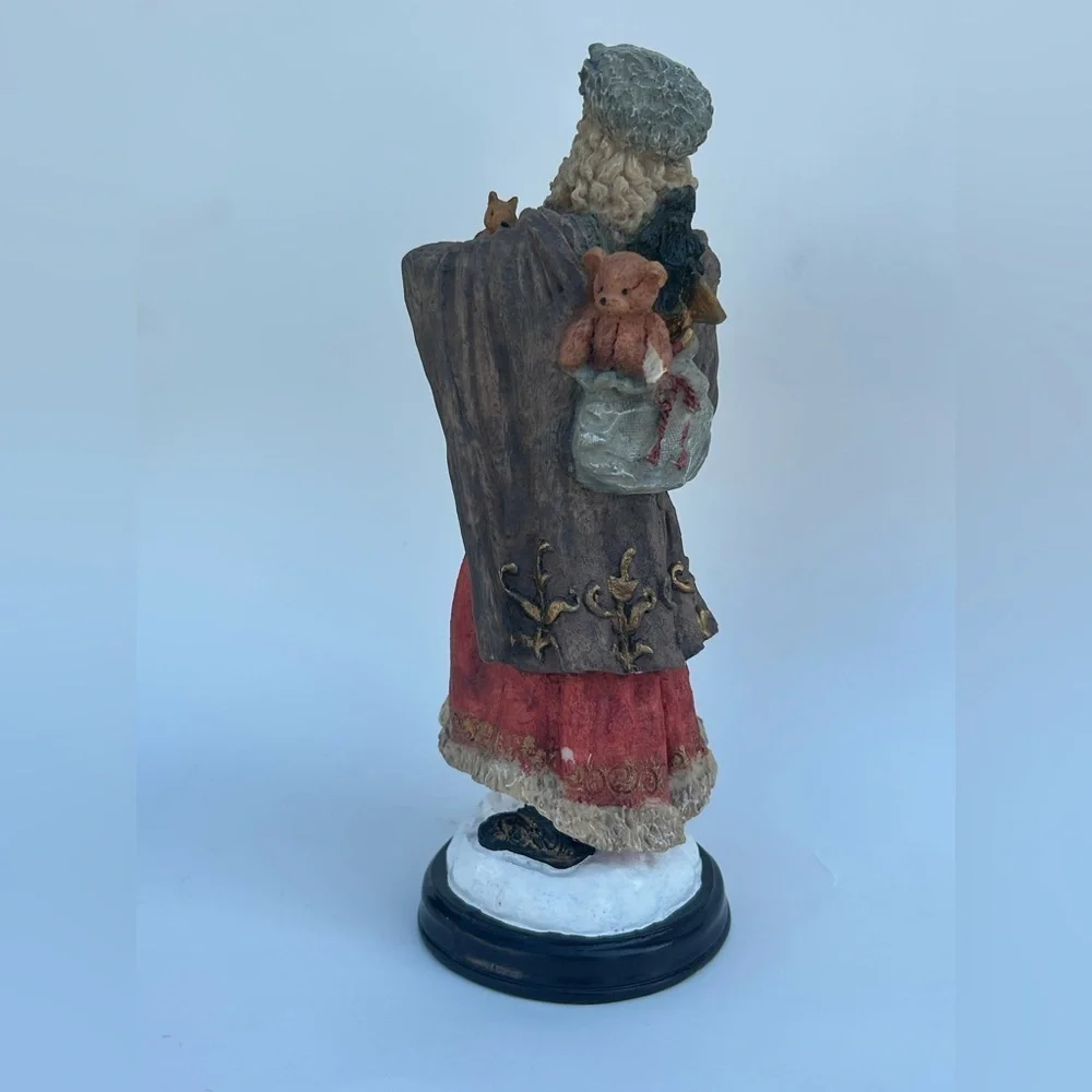 Vintage World Bazaars Old World Santa Figurine With Squirrel Christmas Decor